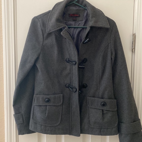 Coat - Picture 8 of 10